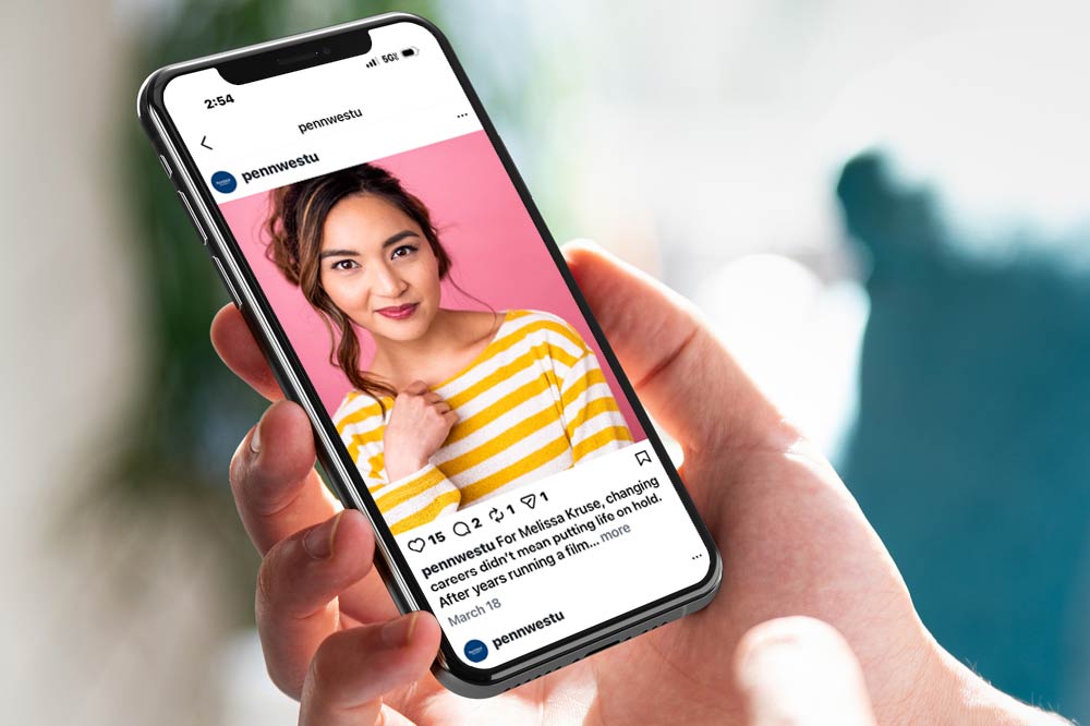 a smartpohone with social media icons