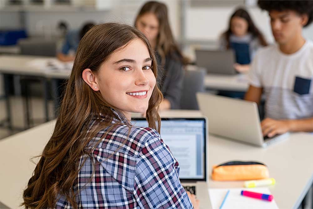 a high school student working on their PennWest dual enrollment application
